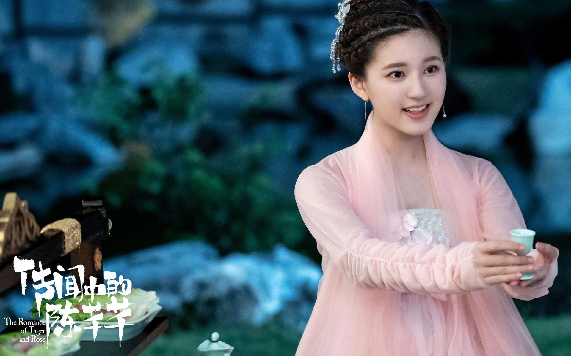 开云官网入口-_全民蜂腰跑：运动与时尚的完美结合_，蜂腰什么意思